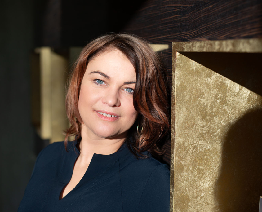 Nicole freut sich auf Ihren Besuch im Salon Strese in der Schillerstraße.